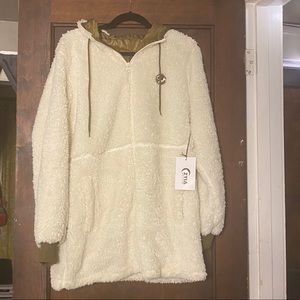 Women’s ZYIA Cream Teddy Hoodie Jacket Size XL